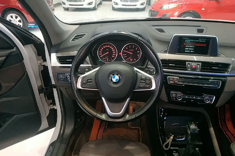 BMW X1 2017 #11 BMW X1 2017 car image #11
