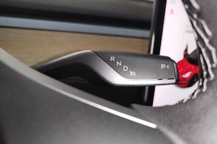 Tesla Model 3 2020 #14 Tesla Model 3 2020 car image #14