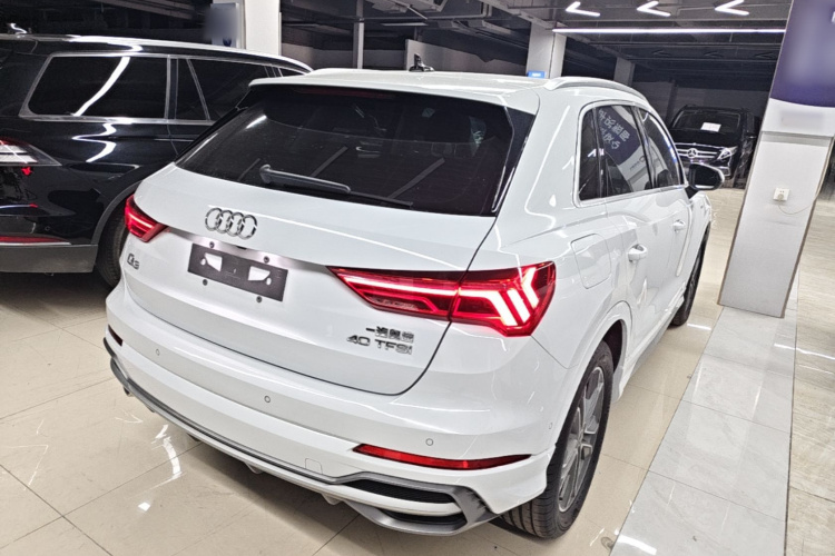 Audi Q3 2021 #7 Audi Q3 2021 car image #7