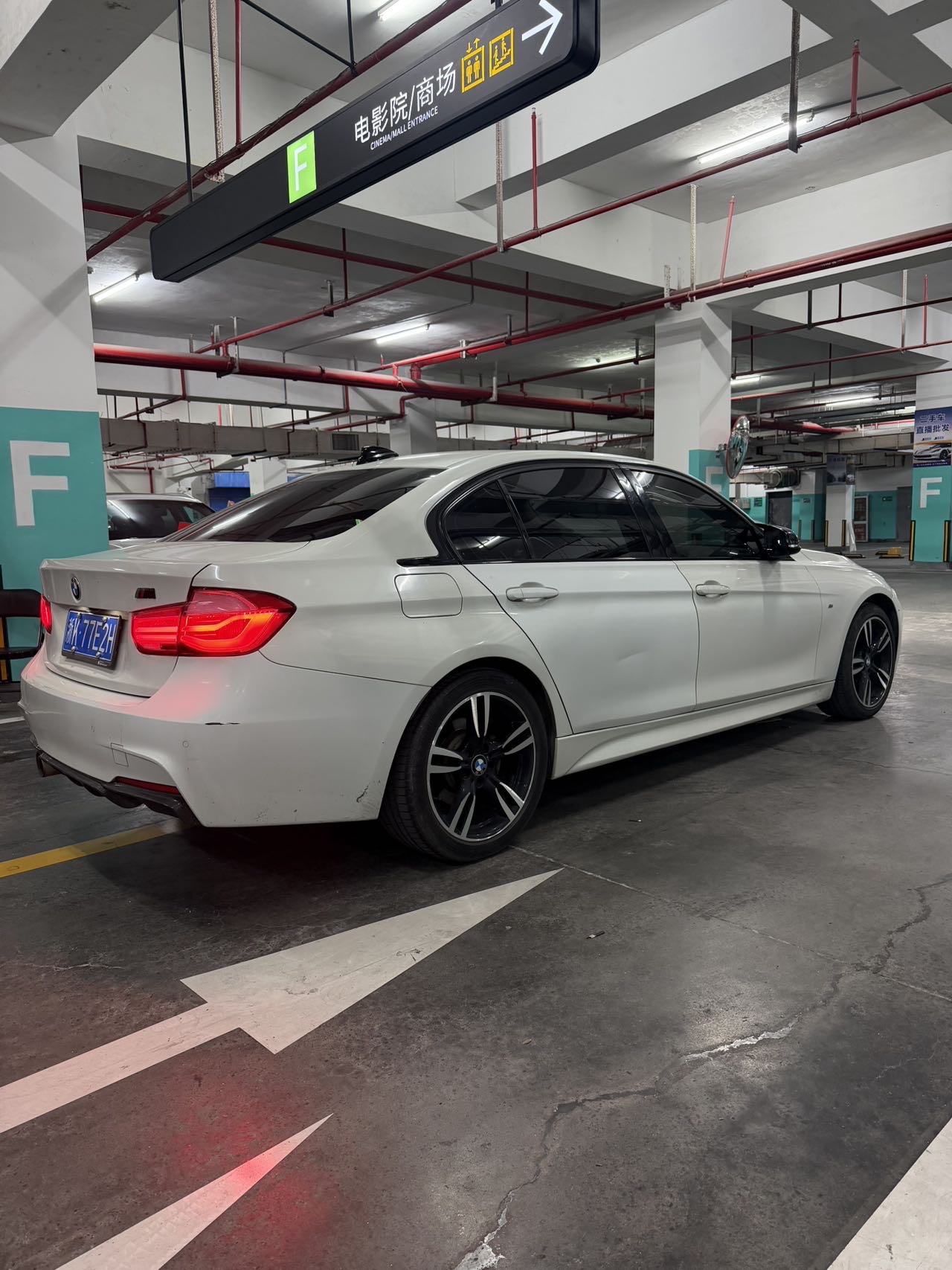 BMW 3 Series 2018 #9 BMW 3 Series 2018 car image #9