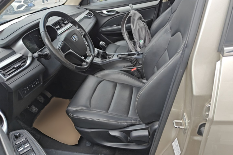 GEELY Emgrand 2018 #15 GEELY Emgrand 2018 car image #15