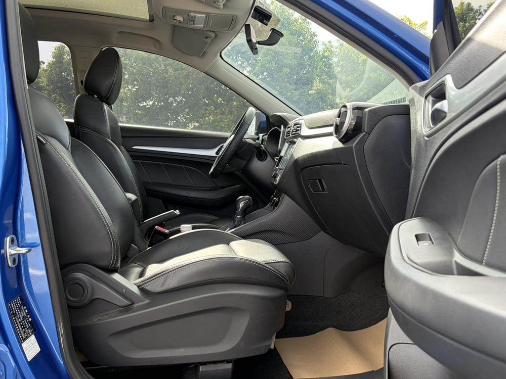 MG ZS 2017 car image #28