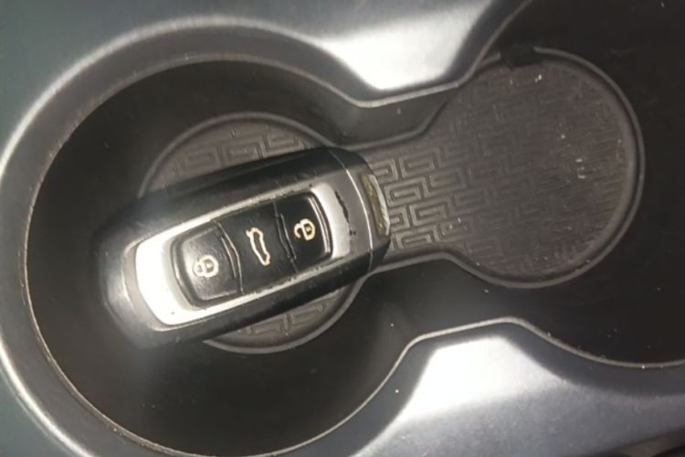 GEELY Emgrand 2018 #14 GEELY Emgrand 2018 car image #14