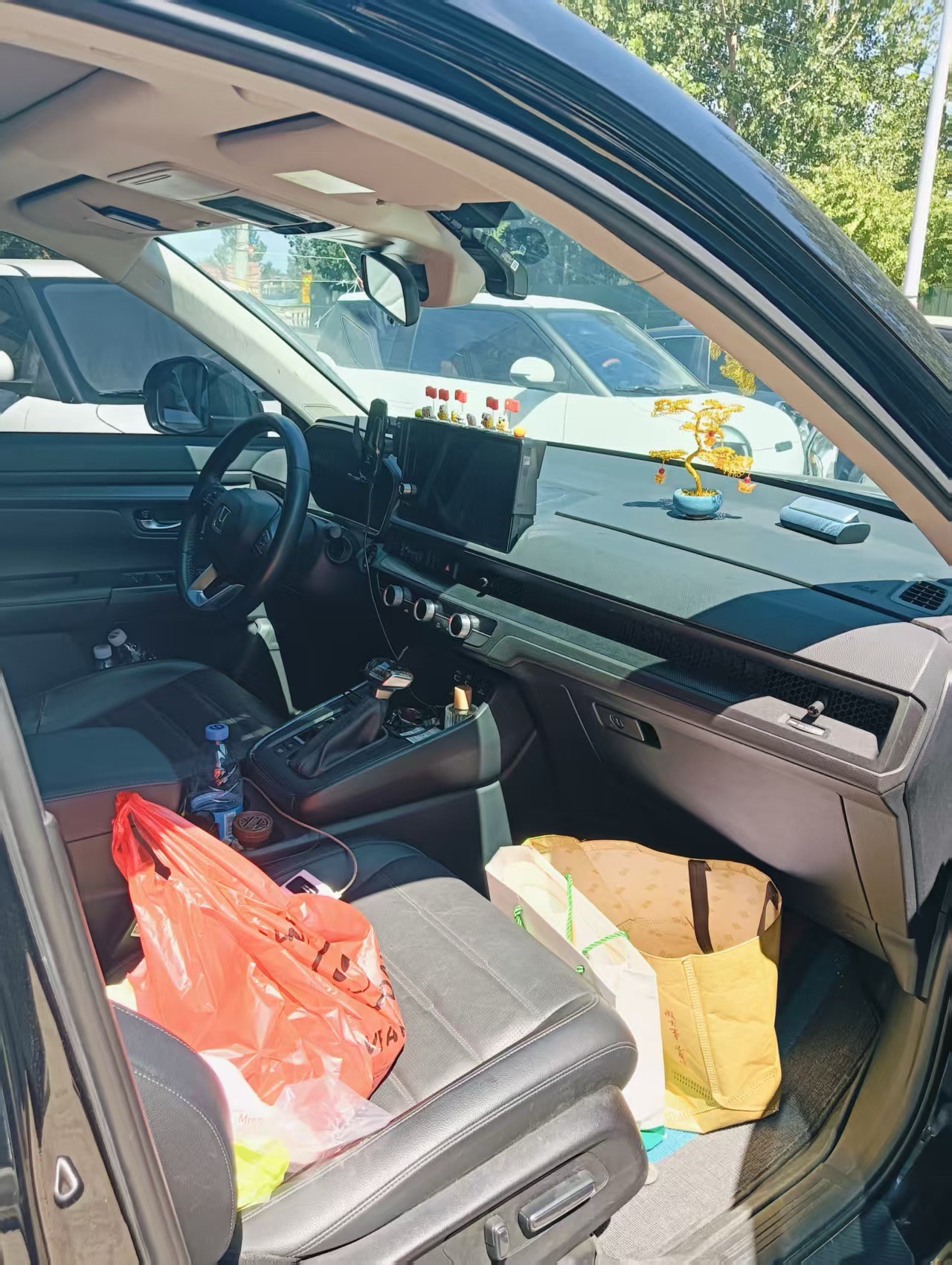 Honda CR-V 2024 car image #3