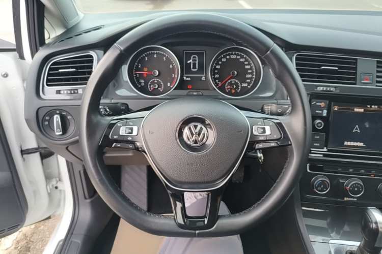 Volkswagen Golf 2019 #11 Volkswagen Golf 2019 car image #11