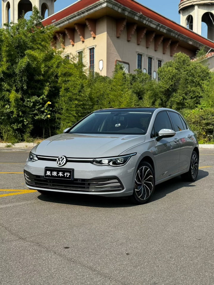 Volkswagen Golf 2023 car image 