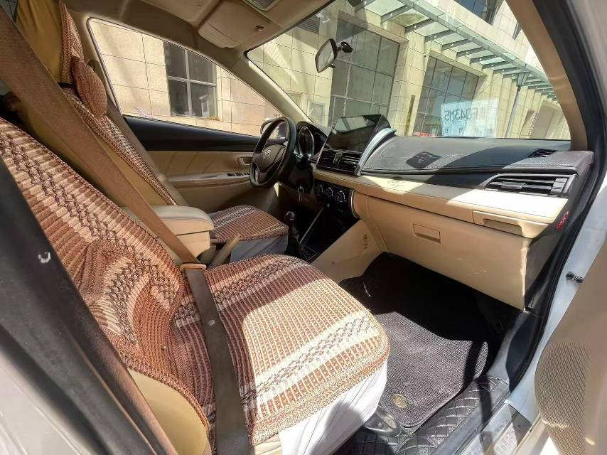 Toyota Vios 2015 изображение автомобиля #7