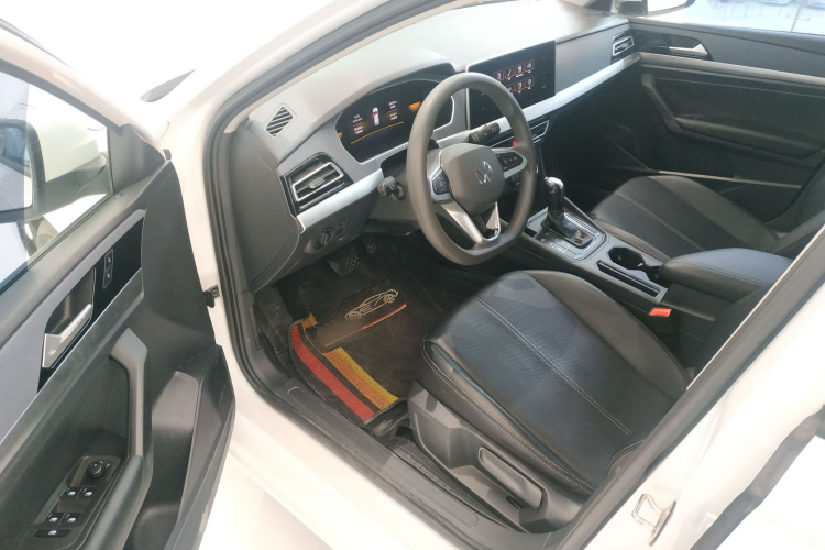 Volkswagen Lavida 2022 car image #16