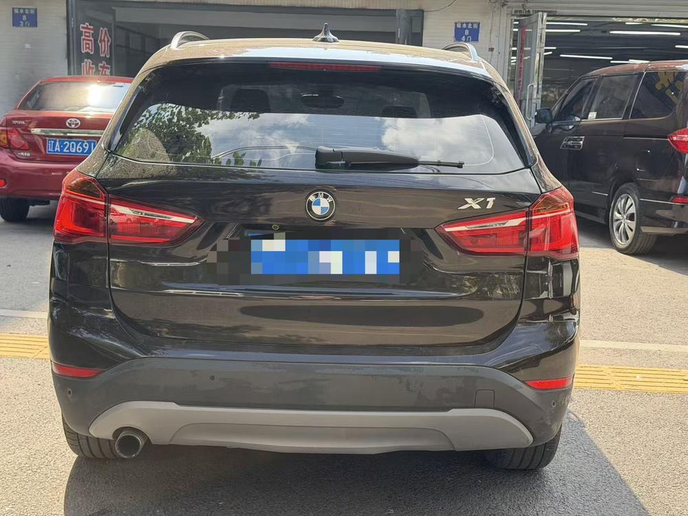 BMW X1 2017 #5 BMW X1 2017 car image #5