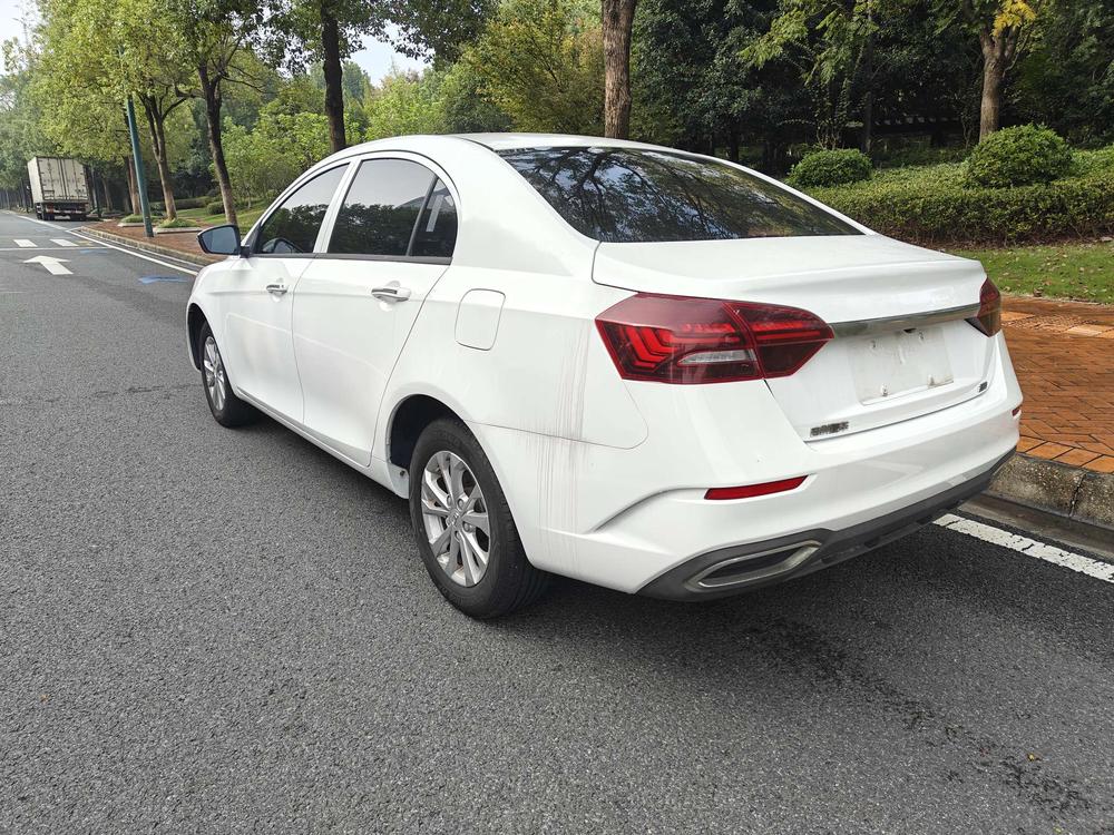 GEELY Emgrand 2021 #4 GEELY Emgrand 2021 image de voiture #4