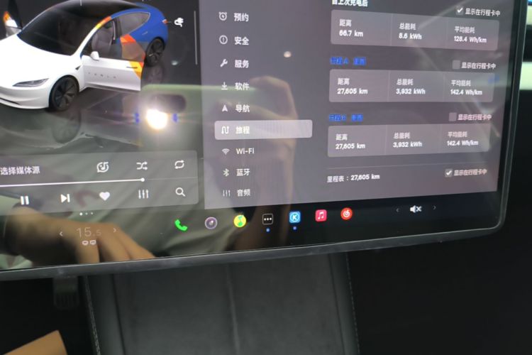 Tesla Model 3 2025 car image #16