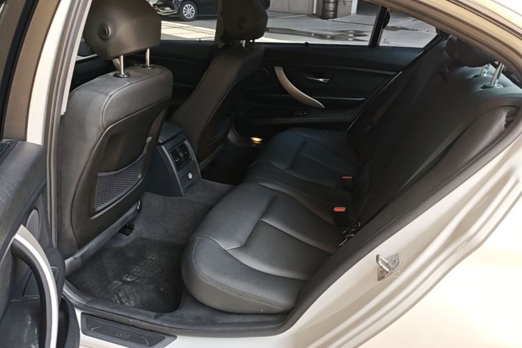 BMW 3 Series 2016 image de voiture #17