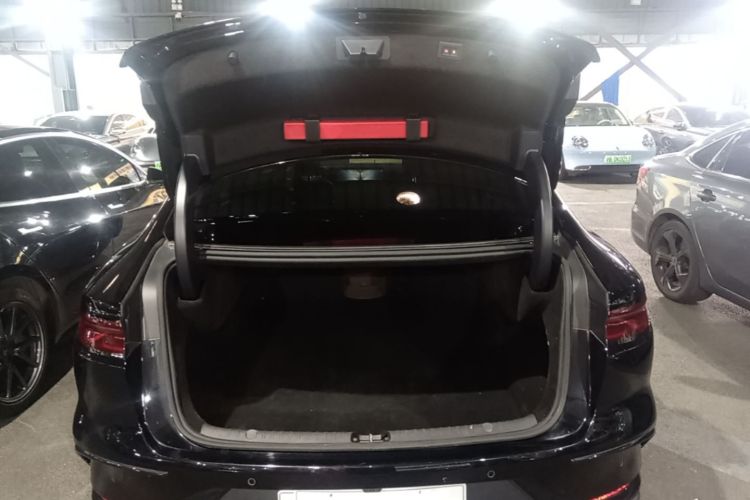 BYD Han 2025 immagine di auto #21