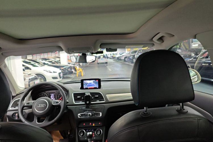 Audi Q3 2018 #20 Audi Q3 2018 car image #20