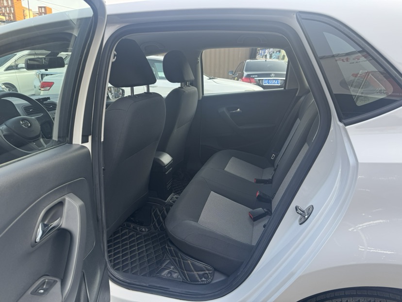 Volkswagen Polo 2019 immagine di auto #8
