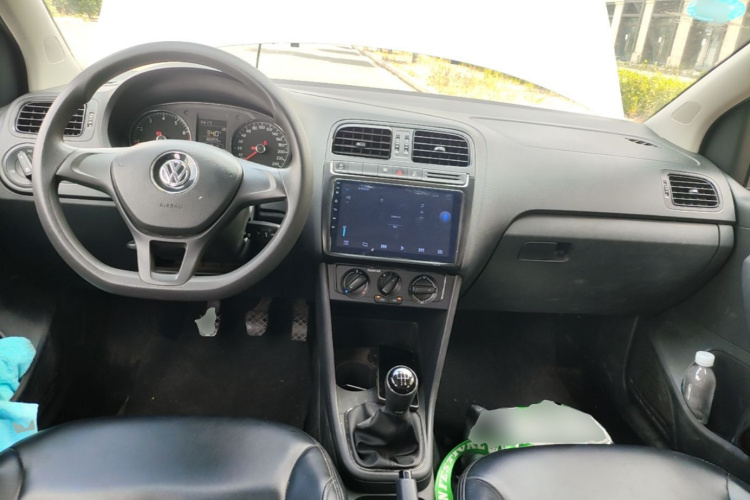 Volkswagen Polo 2019 car image #10