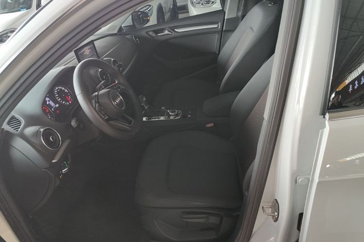 Audi A3 2019 #19 Audi A3 2019 صورة سيارة #19