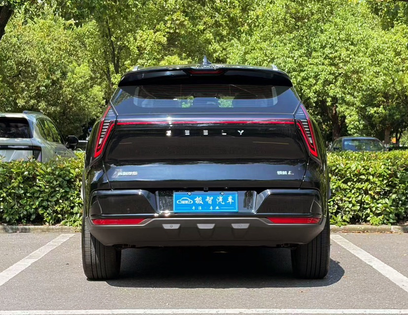 GEELY Boyue L 2026 car image #5