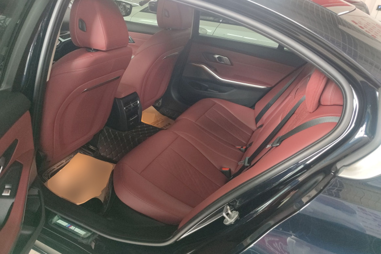 BMW 3 Series 2024 imagen de coche #17