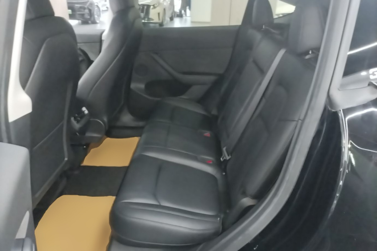 Tesla Model Y 2022 imagem de carro #17
