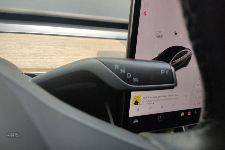 Tesla Model 3 2020 #16 Tesla Model 3 2020 car image #16