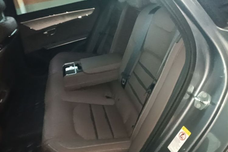 BYD Han 2022 imagen de coche #13