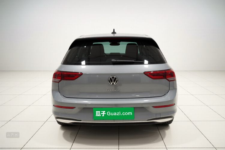 Volkswagen Golf 2022 car image #6