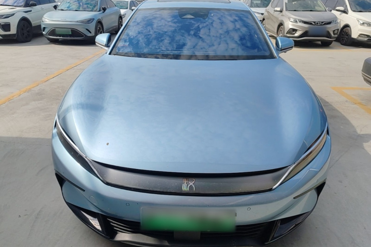 BYD Han 2023 #3 BYD Han 2023 car image #3