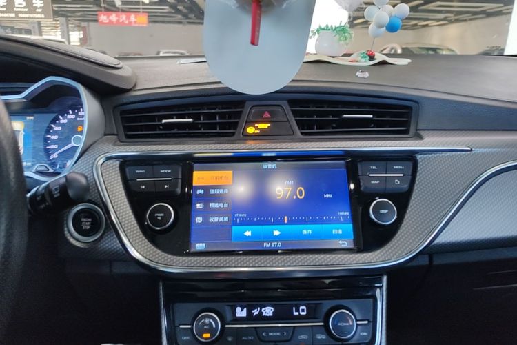 GEELY Emgrand GS 2017 #13 GEELY Emgrand GS 2017 car image #13