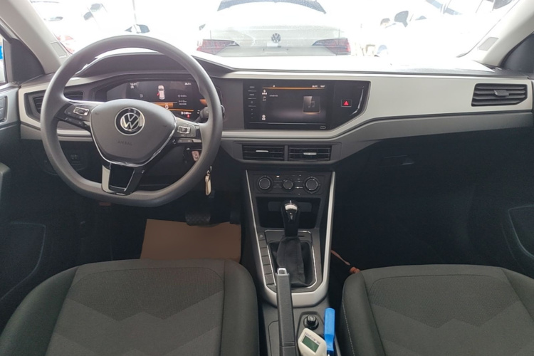 Volkswagen Polo 2023 car image #10