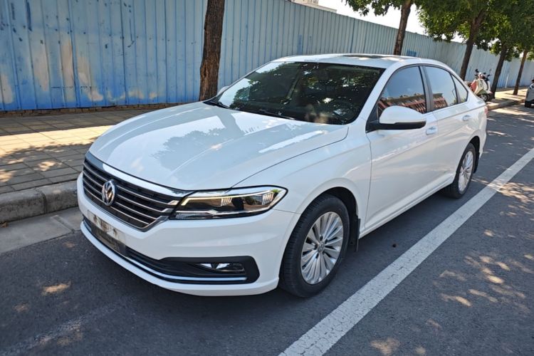Volkswagen Lavida 2018 car image #2
