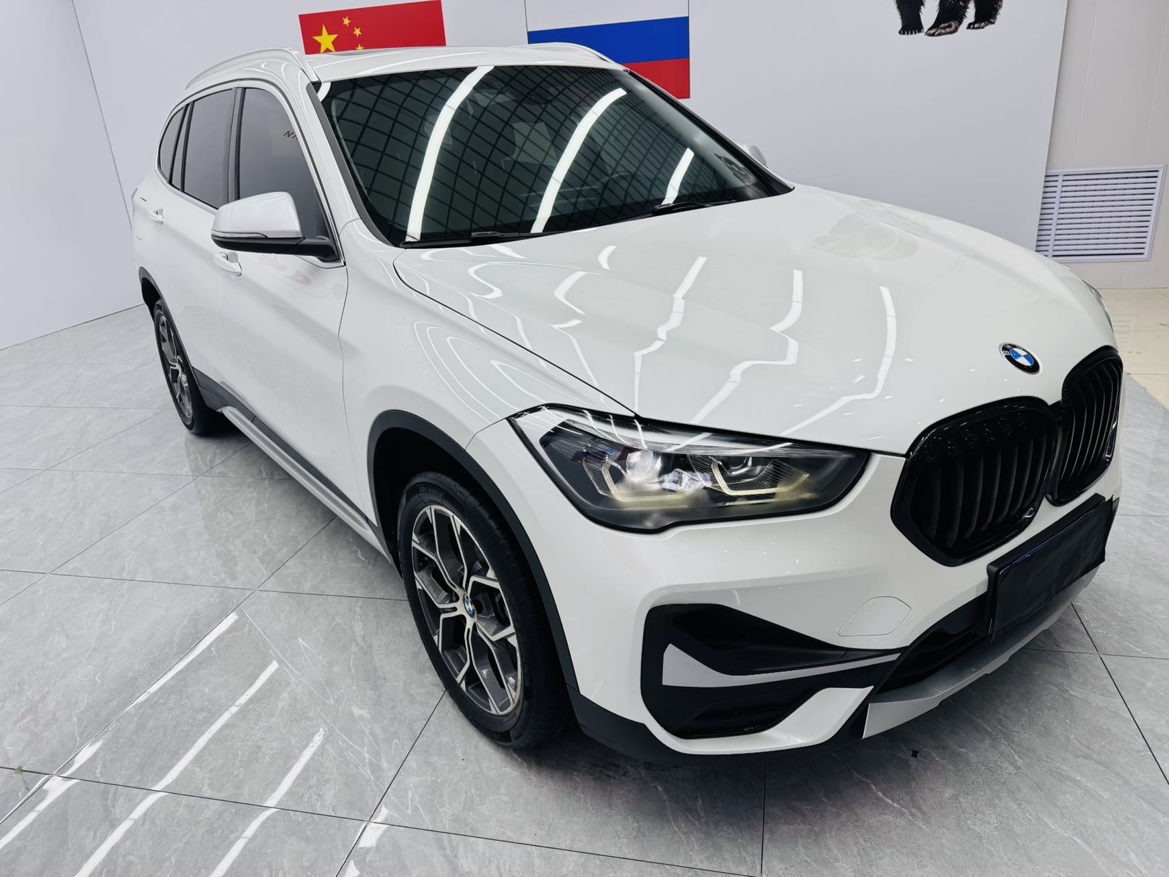 BMW X1 2023 car image #3