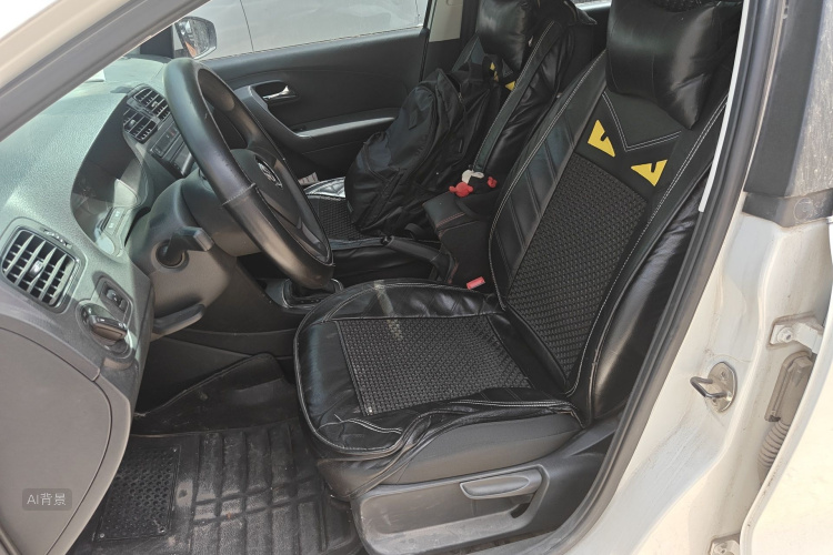 Volkswagen Polo 2018 صورة سيارة #17