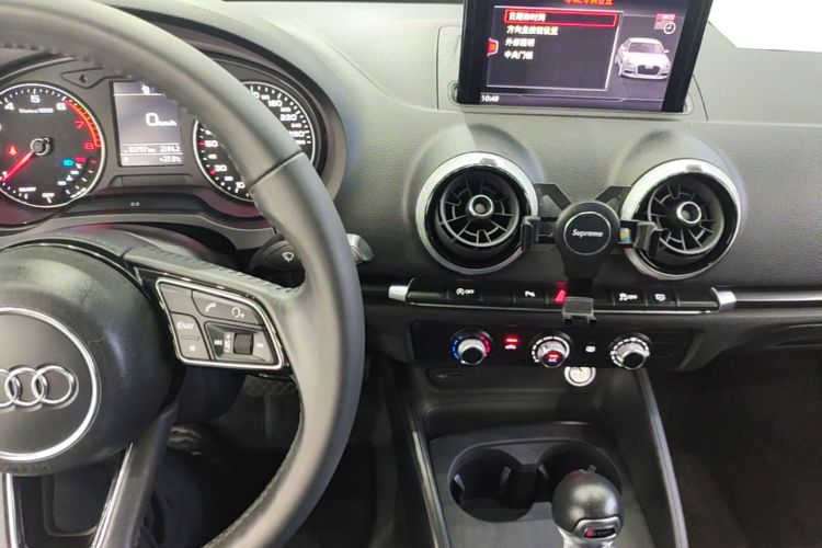 Audi A3 2020 car image #13