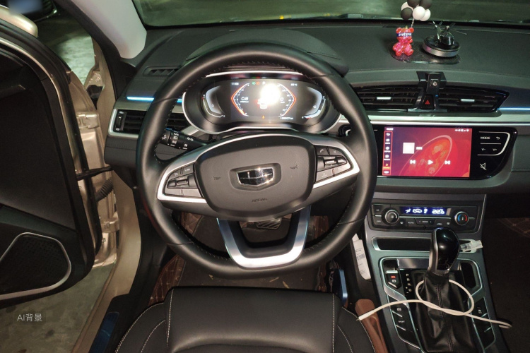 GEELY Emgrand 2019 car image #12