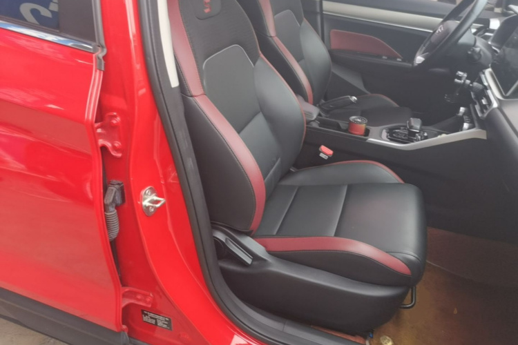 GEELY Coolray 2022 car image #24