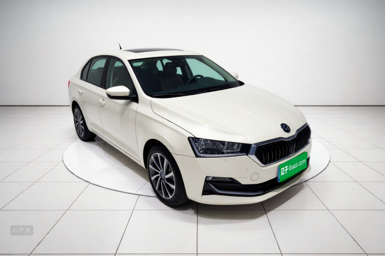 Skoda Rapid 2021 car image #4