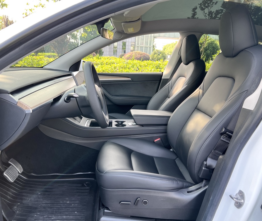 Tesla Model Y 2022 #6 Tesla Model Y 2022 car image #6