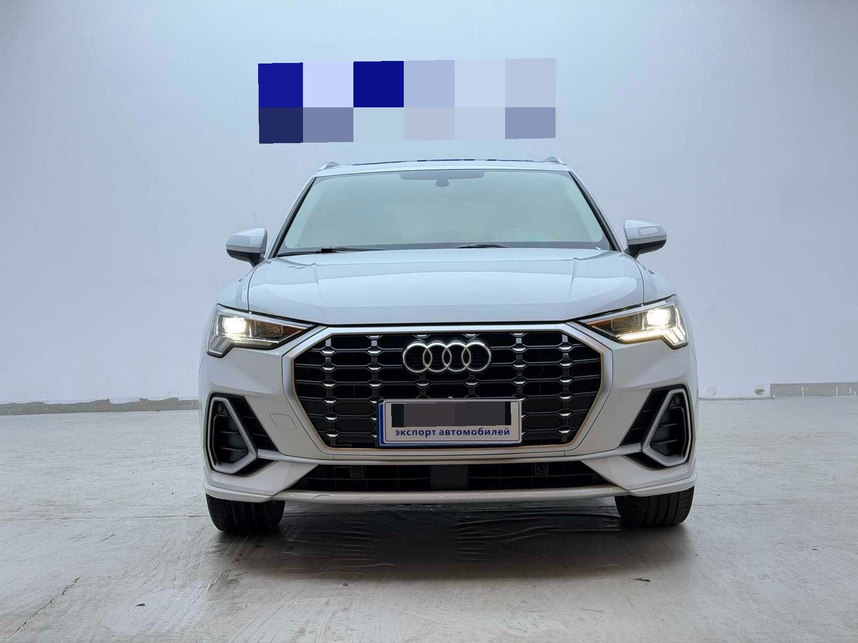Audi Q3 2022 car image #2