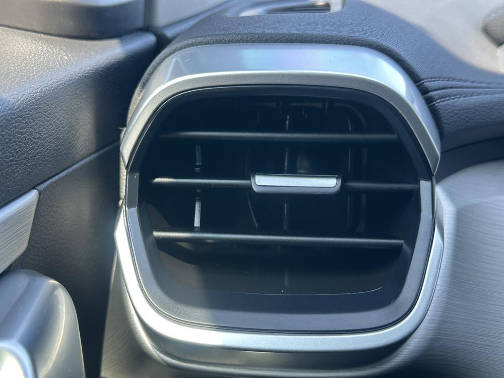 GEELY Coolray 2023 #24 GEELY Coolray 2023 car image #24