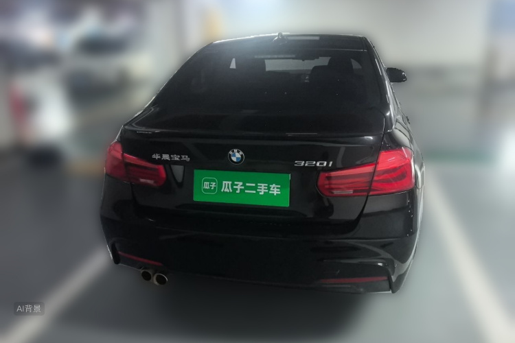 BMW 3 Series 2018 car image #6