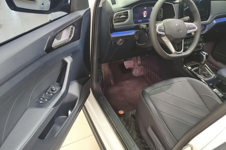 Volkswagen Tharu 2024 #16 Volkswagen Tharu 2024 immagine di auto #16