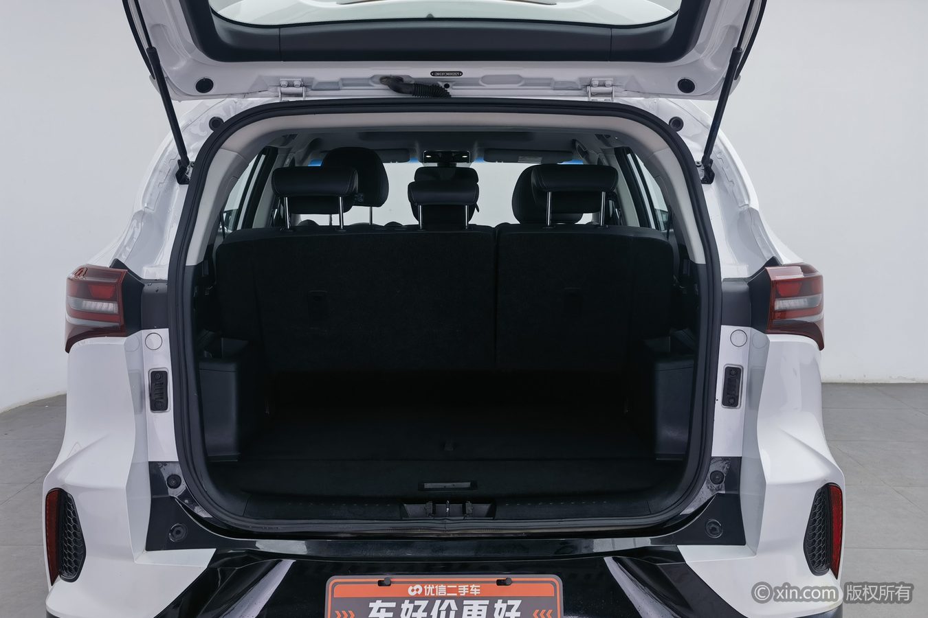 Soueast DX8 S 2023 car image #17