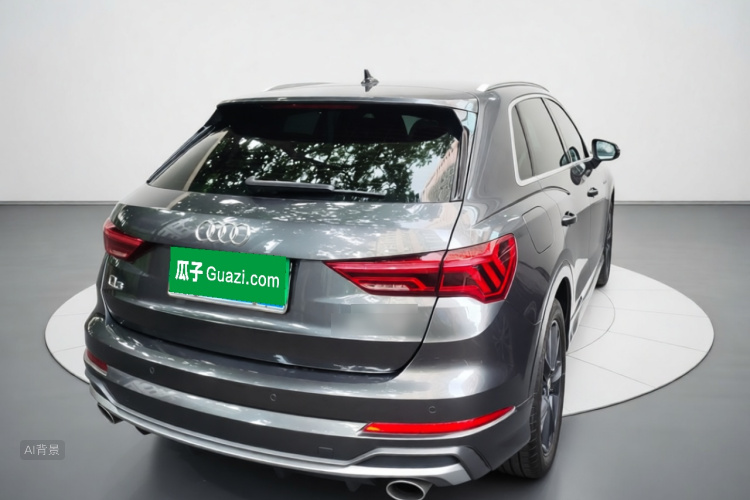 Audi Q3 2020 car image #7