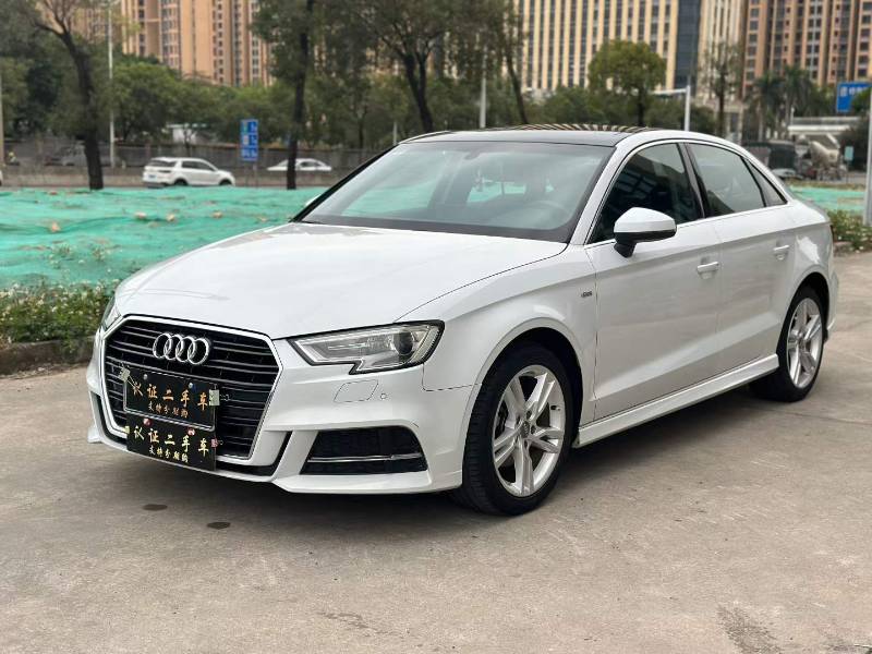Audi A3 2018 car image 