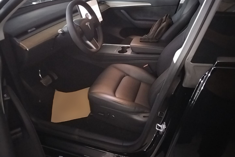 Tesla Model Y 2022 #15 Tesla Model Y 2022 immagine di auto #15
