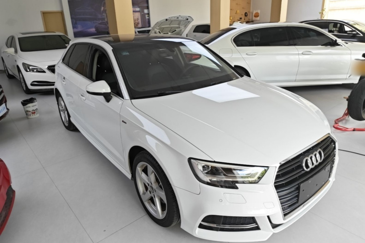 Audi A3 2019 #4 Audi A3 2019 car image #4
