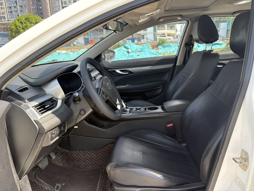 GEELY Emgrand New Energy 2018 صورة سيارة #7