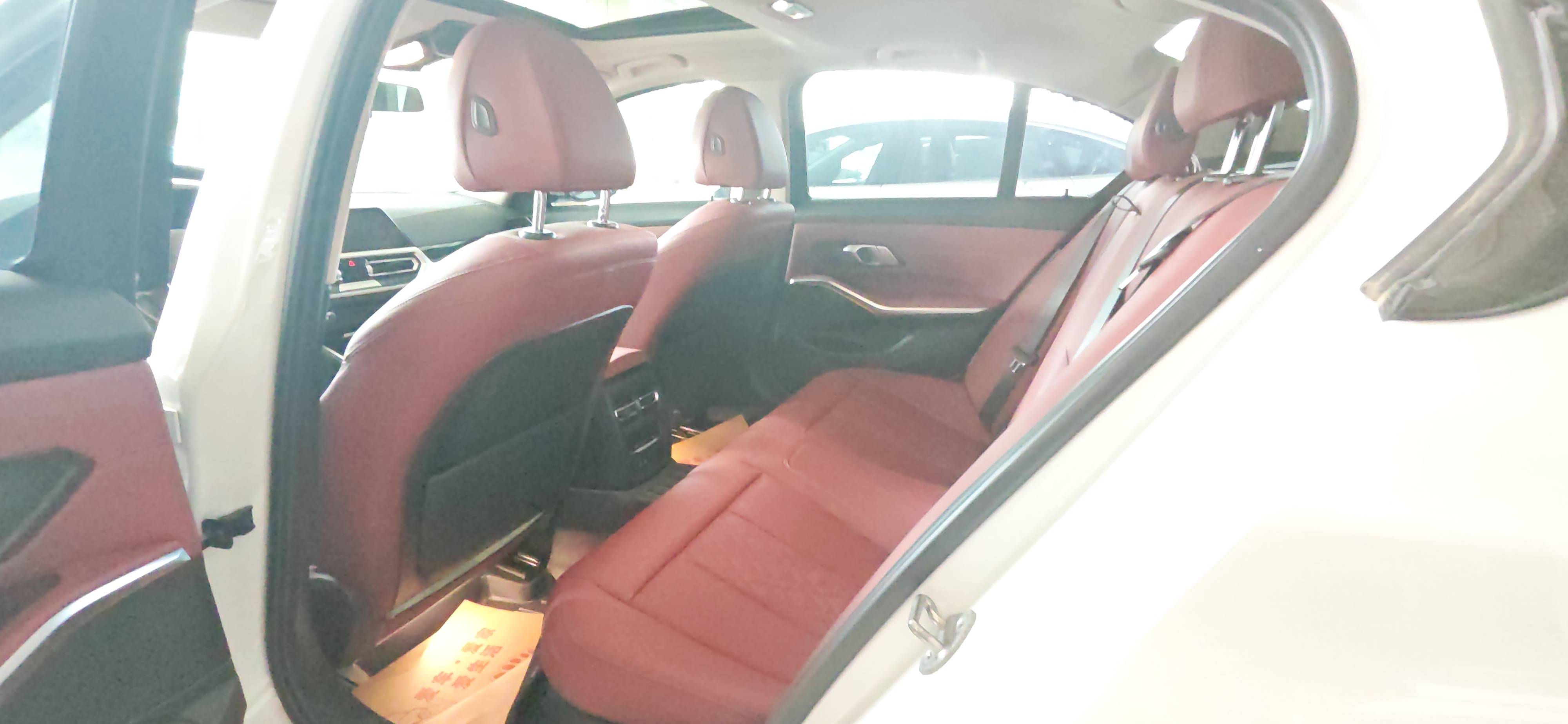 BMW 3 Series 2022 #8 BMW 3 Series 2022 car image #8