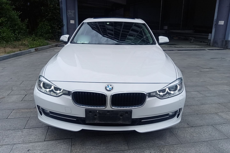 BMW 3 Series 2014 car image #3